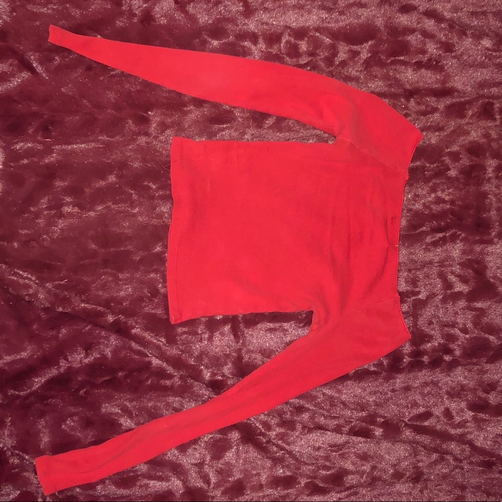 Red Shoulder-less Long Sleeve